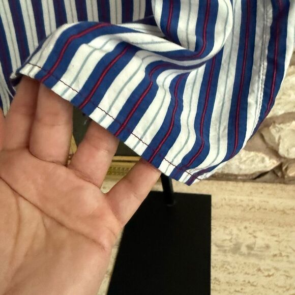 Lularoe Women’s blue and red stripe Amy top - Picture 8 of 11